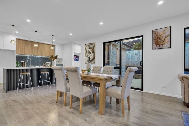 Photo of property in 204 Helenslee Road, Pokeno, 2472