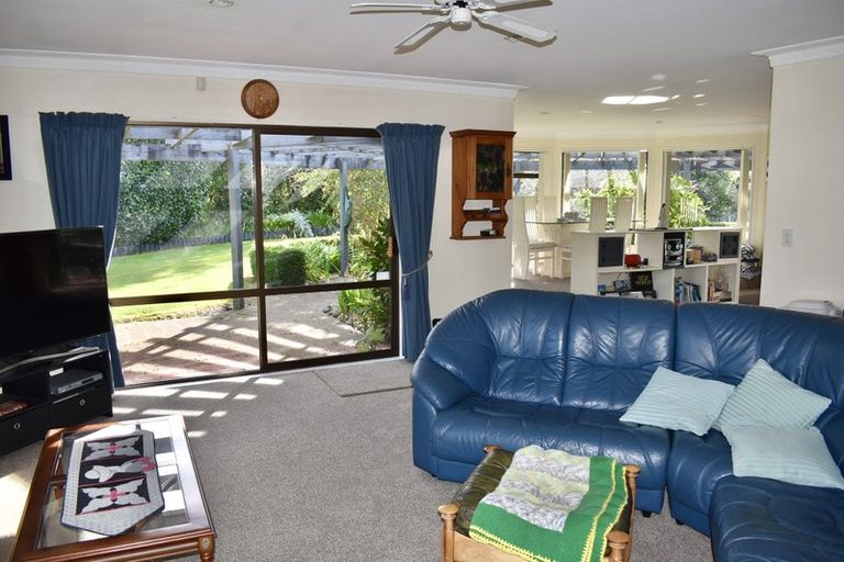 Photo of property in 53 Railway Terrace, Ohau, Levin, 5570