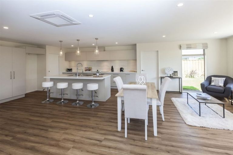 Photo of property in 5 Whitney Court, Rolleston, 7615