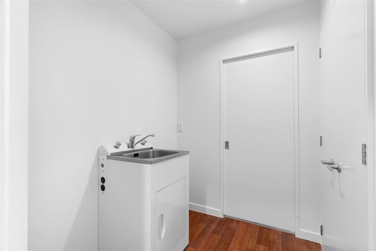 Photo of property in 98 Gilberthorpes Road, Hei Hei, Christchurch, 8042