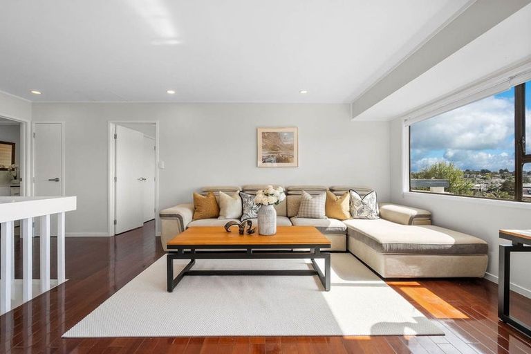 Photo of property in 59 Kennedy Avenue, Forrest Hill, Auckland, 0620