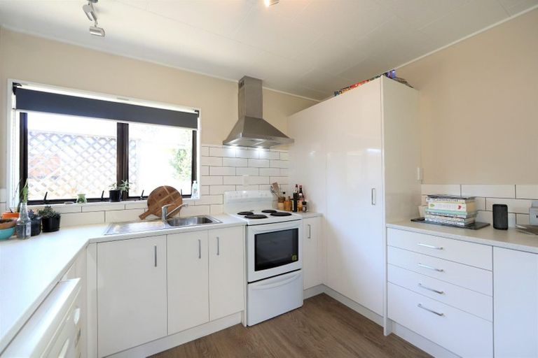 Photo of property in 2/903 Ellison Road, Parkvale, Hastings, 4122