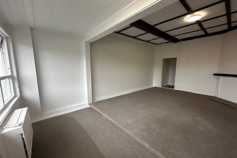 Photo of property in 374 Lake Road, Takapuna, Auckland, 0622
