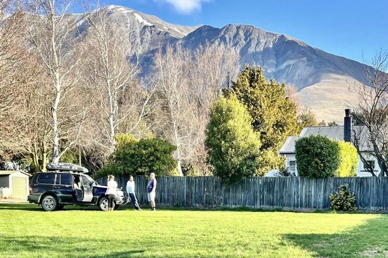 Photo of property in 1 Ryton Place, Lake Coleridge, 7572