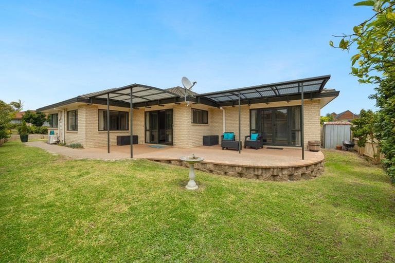 Photo of property in 9 Starlight Cove, Hobsonville, Auckland, 0618