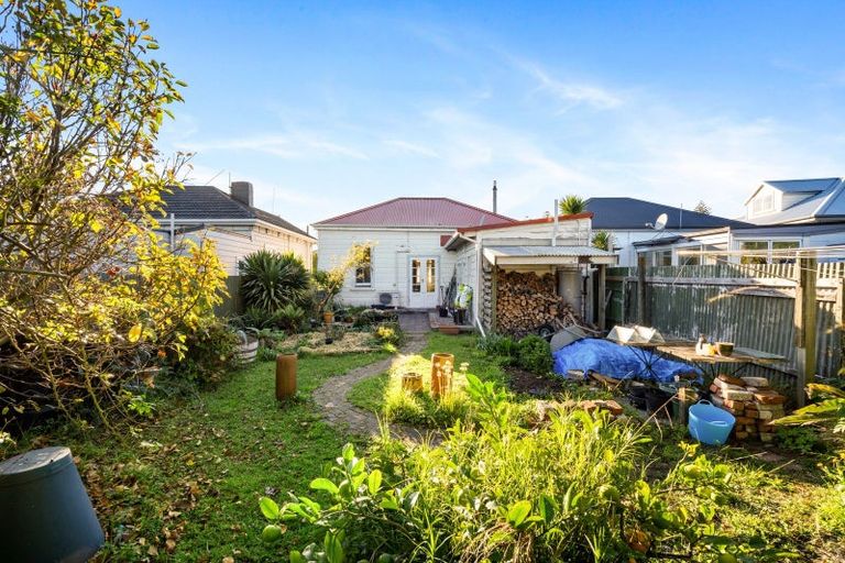 Photo of property in 145 Wellesley Road, Napier South, Napier, 4110