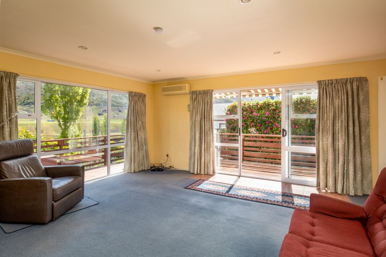 Photo of property in 5 Sunderland Street, Clyde, 9330