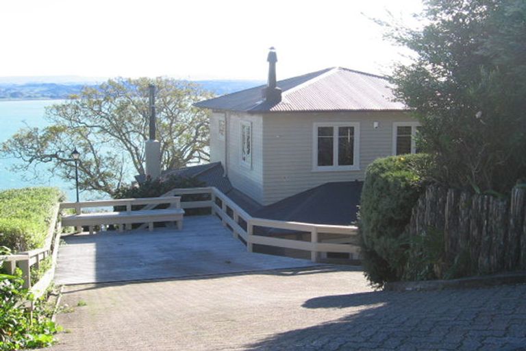 Photo of property in 155 Thompson Road, Bluff Hill, Napier, 4110