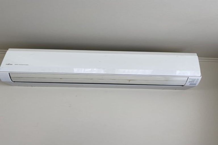 Photo of property in 234 Old Farm Road, Hamilton East, Hamilton, 3216