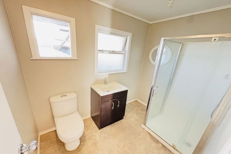 Photo of property in 3/37 Buckingham Crescent, Manukau, Auckland, 2025