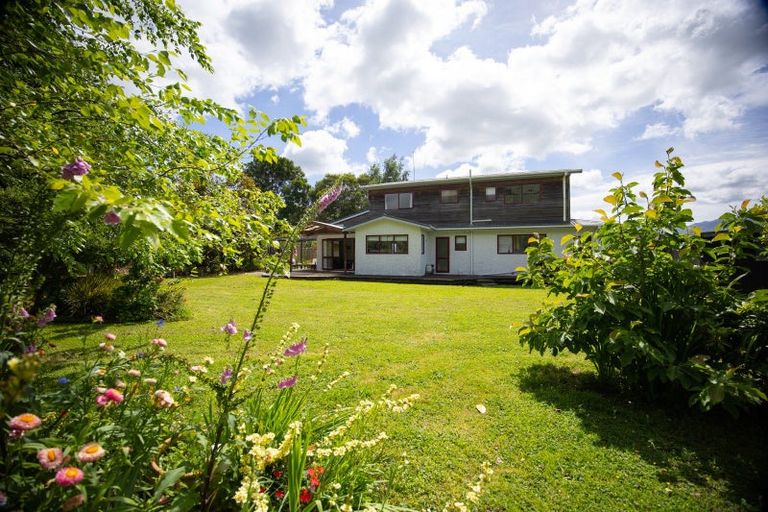 Photo of property in 1195a Pohangina Road, Pohangina, Ashhurst, 4884