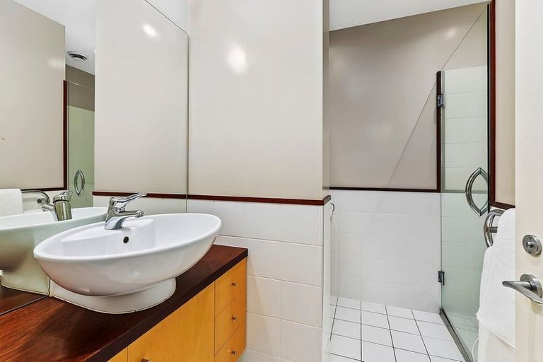 Photo of property in Galleria Apartments, 2/77 Tory Street, Te Aro, Wellington, 6011