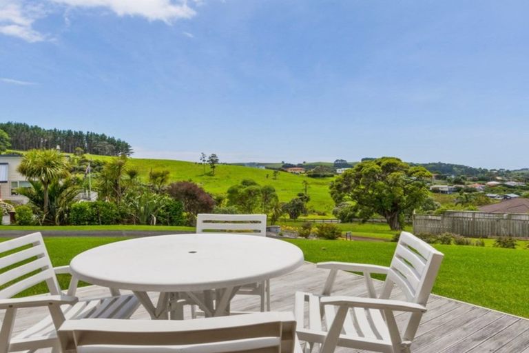 Photo of property in 34 Lax Crescent, Leigh, 0985