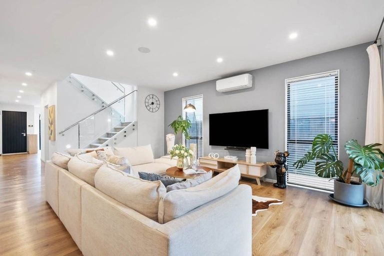 Photo of property in 51 Kea Road, Silverdale, 0932