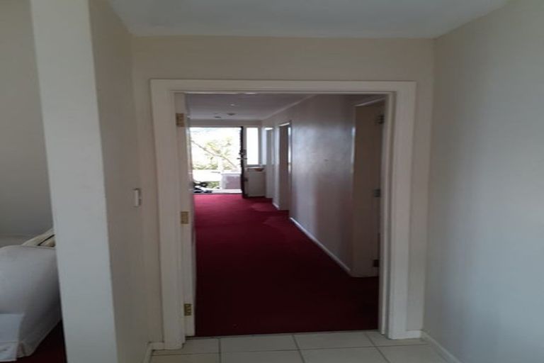 Photo of property in 6-10 Mudges Terrace, Newtown, Wellington, 6021