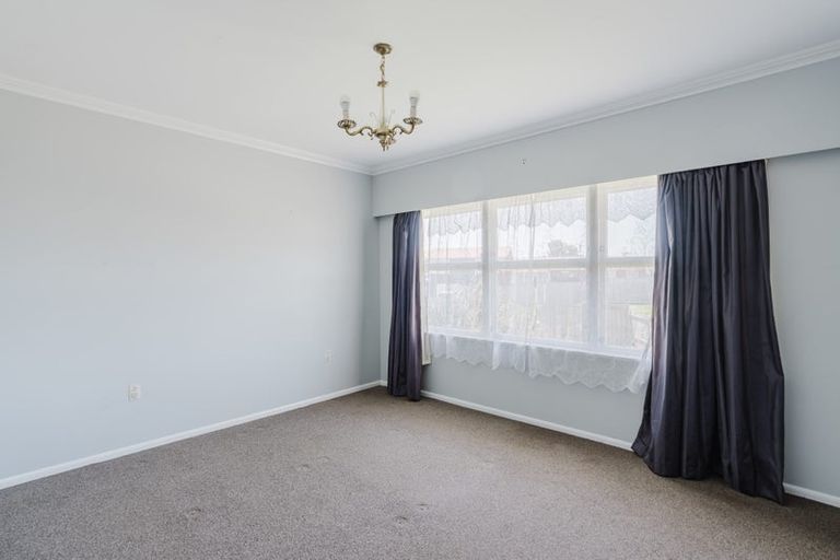 Photo of property in 1121 Heaphy Terrace, Fairfield, Hamilton, 3214