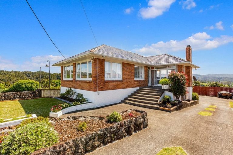 Photo of property in 7 Phillip Avenue, Glen Eden, Auckland, 0602