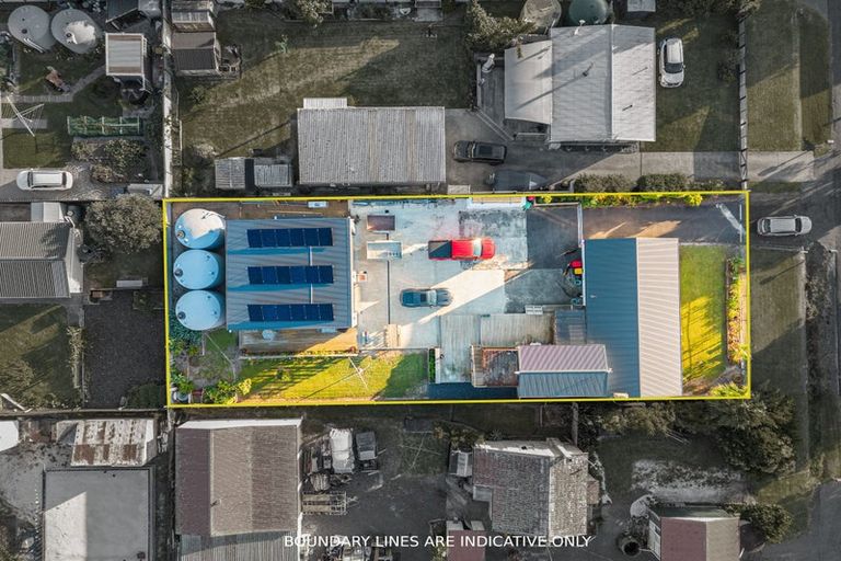 Photo of property in 16 Kowhai Avenue, Kaiaua, Miranda, 2473