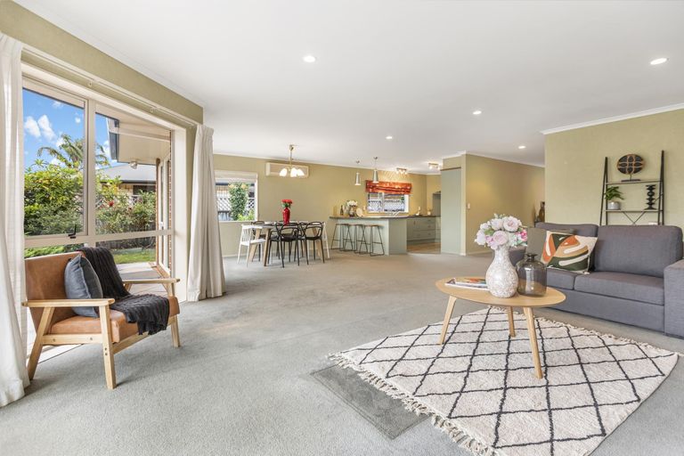 Photo of property in 16 Sequoia Place, Morrinsville, 3300