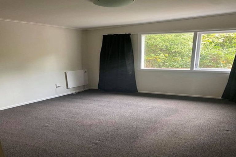 Photo of property in 50 Makara Road, Karori, Wellington, 6012