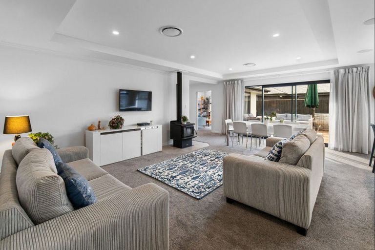 Photo of property in 17 Suffolk Drive, Kirwee, 7571