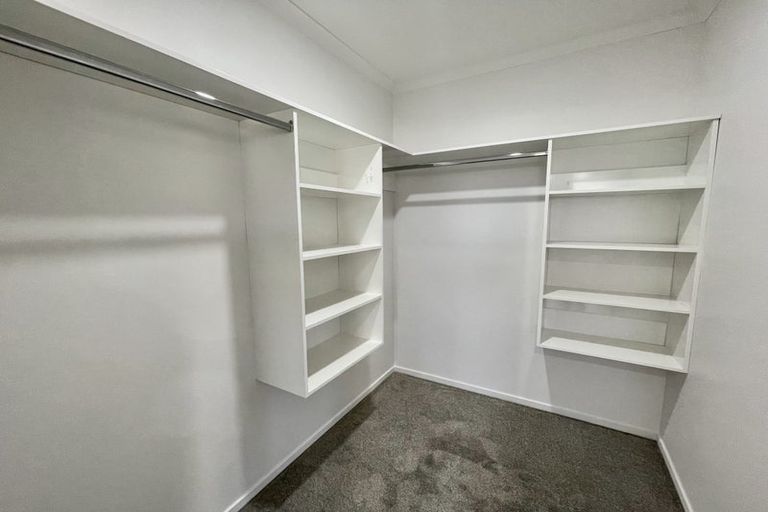 Photo of property in 65c Manuroa Road, Takanini, 2112