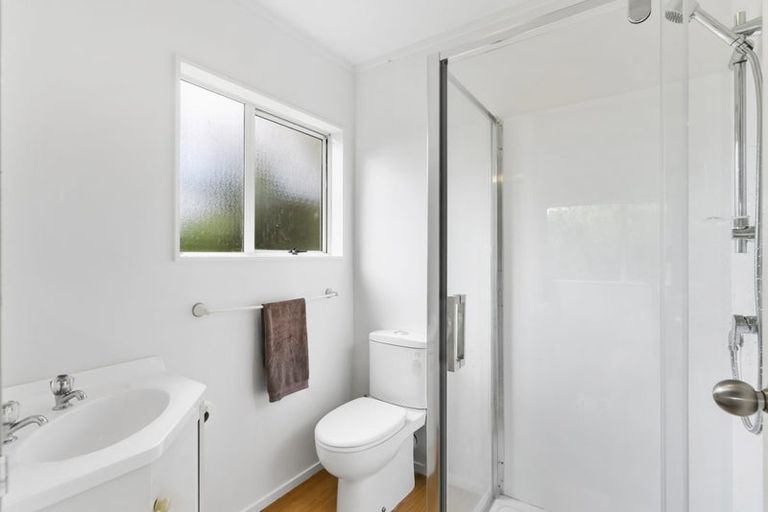 Photo of property in 82 Arran Road, Browns Bay, Auckland, 0630