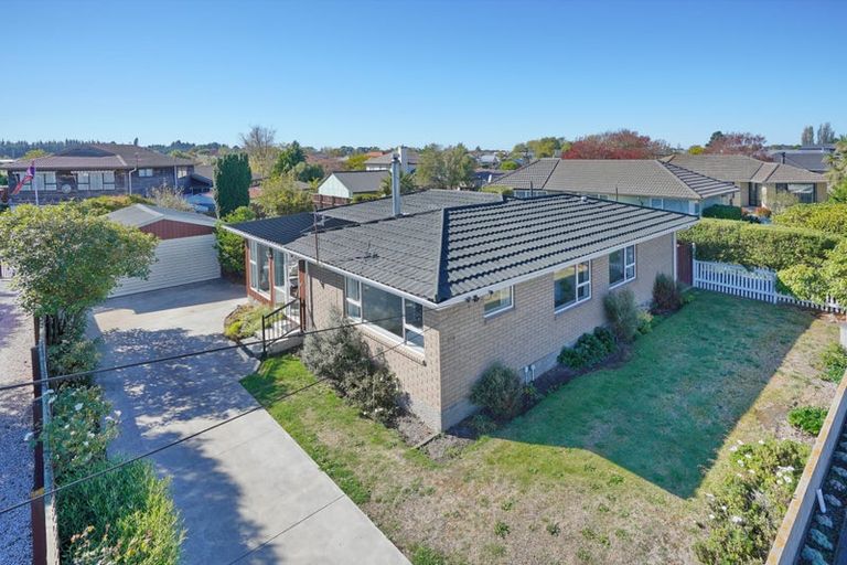 Photo of property in 274 Lake Terrace Road, Shirley, Christchurch, 8061