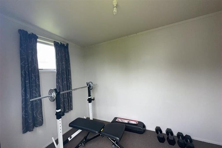 Photo of property in 183 Mahia Road, Wattle Downs, Auckland, 2103
