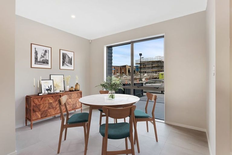 Photo of property in 5 Tarakoi Road, Hobsonville, Auckland, 0616