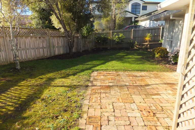 Photo of property in 1/21 Westview Court, Somerville, Auckland, 2014