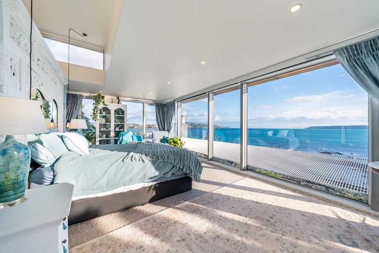 Photo of property in 80 Moana Road, Plimmerton, Porirua, 5026