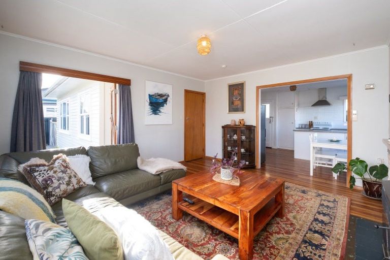 Photo of property in 2a Hinton Road, Taradale, Napier, 4112