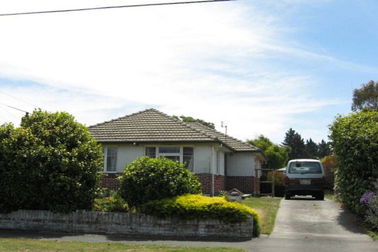 Photo of property in 21 Colac Street, Avondale, Christchurch, 8061