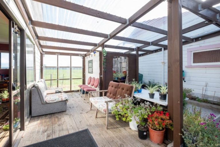 Photo of property in 1 Tauhuri Street, Manaia, 4678