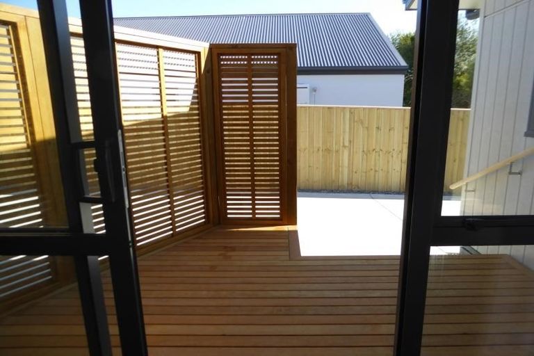 Photo of property in 2/104 Perry Street, Papanui, Christchurch, 8053