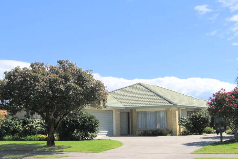 Photo of property in 35 Gardenia Drive, Mount Maunganui, 3116