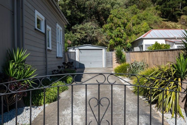 Photo of property in 11a Main Street, Hospital Hill, Napier, 4110