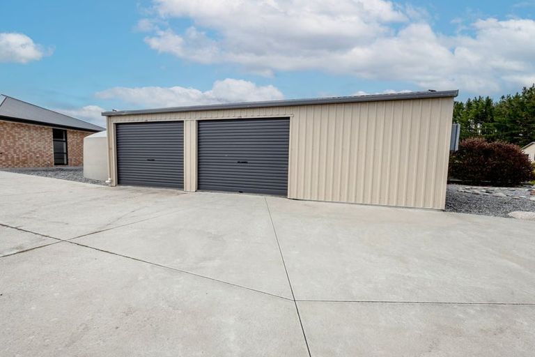 Photo of property in 8 Pukaki Avenue, Ngahere, 7872