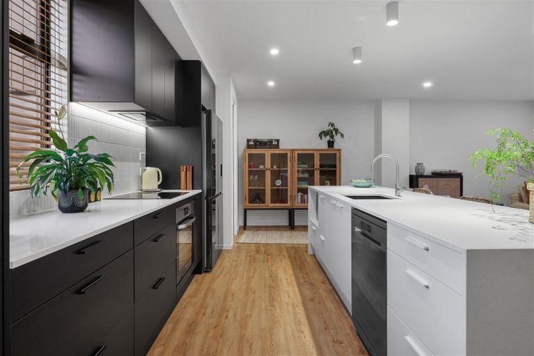 Photo of property in 91 Innes Road, St Albans, Christchurch, 8052