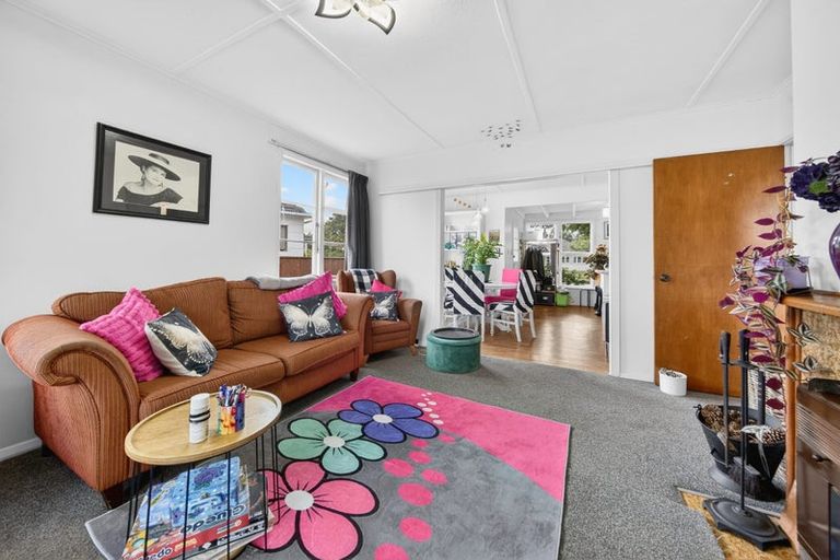 Photo of property in 13 Churchill Avenue, Lansdowne, Masterton, 5810