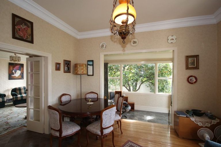 Photo of property in 42 Cameron Street, Ashburton, 7700