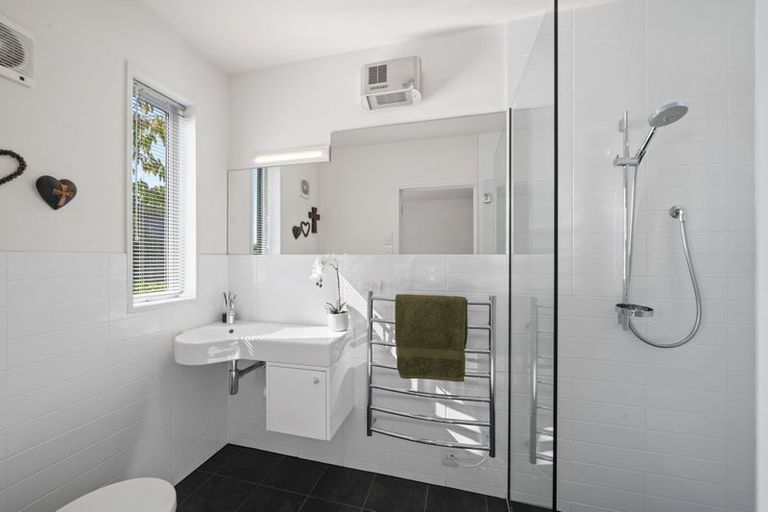 Photo of property in 10 Quarry Hill Terrace, Kennedys Bush, Christchurch, 8025