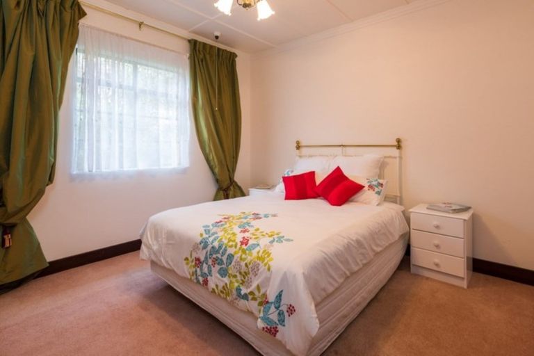 Photo of property in 18 Newgate Street, Picton, 7220