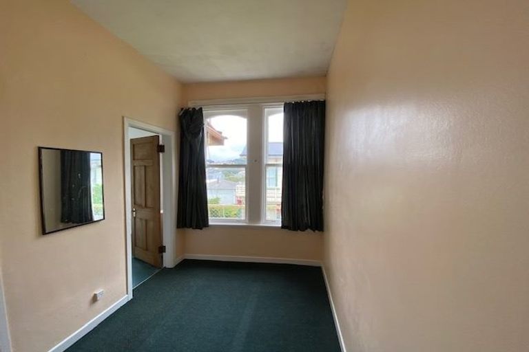 Photo of property in 19 Burnell Avenue, Thorndon, Wellington, 6011