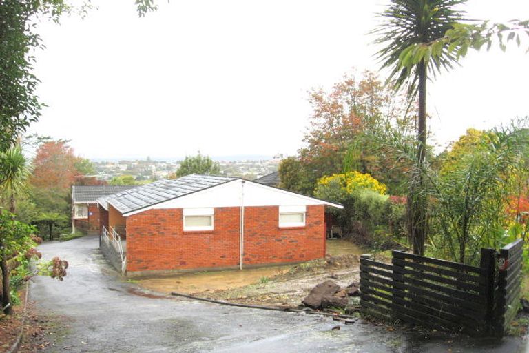 Photo of property in 9ac Beach Road, Mellons Bay, Auckland, 2014