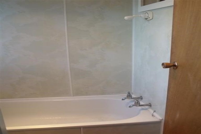 Photo of property in 9 Currie Street, Greenmeadows, Napier, 4112