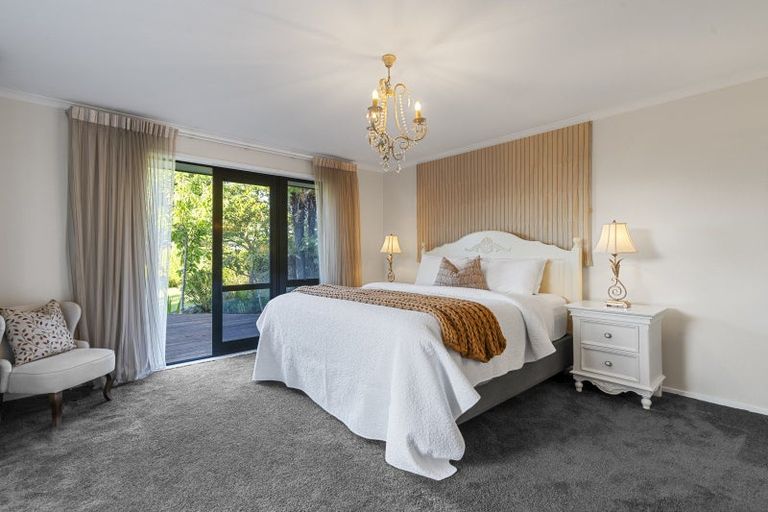 Photo of property in 20 Gemini Place, Kawaha Point, Rotorua, 3010