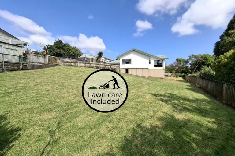 Photo of property in 86a Riversdale Drive, Merrilands, New Plymouth, 4312