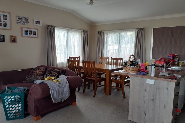 Photo of property in 17 Heatherlea Heights, Feilding, 4702